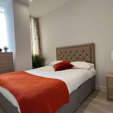 99 Guest House Eastbourne Bagian luar foto