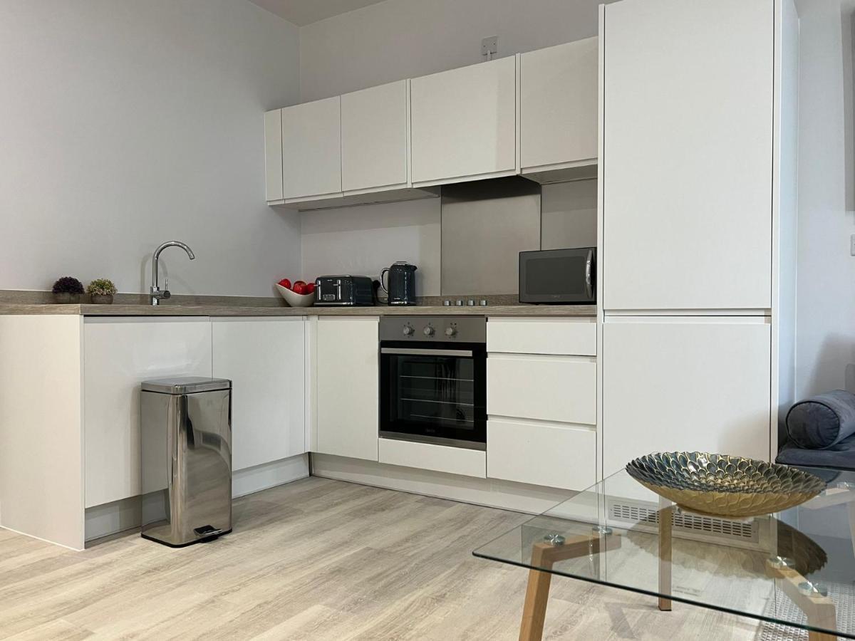 99 Guest House Eastbourne Bagian luar foto